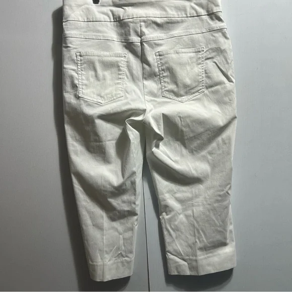 Ruby Rd. Cream Capris - Picture 2 of 4